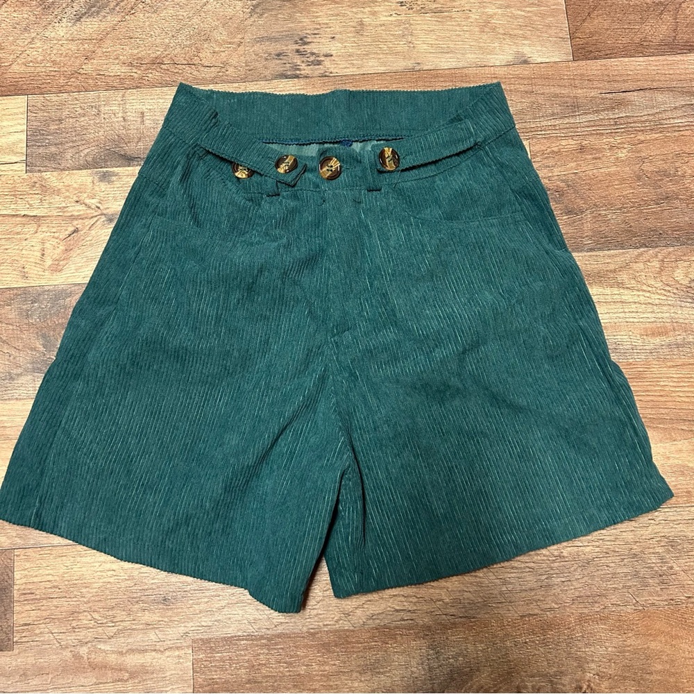 cute forest green corduroy high waisted shorts